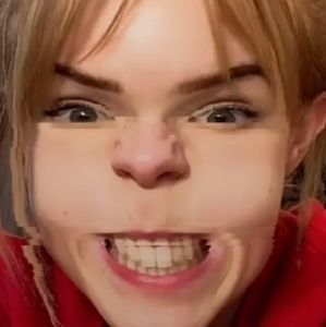 Meet your Posher, Madeline